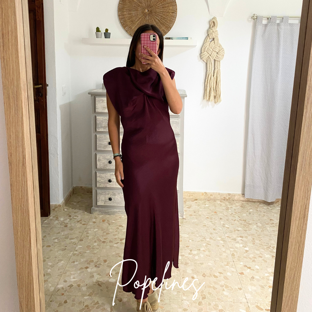Vestido satinado vino