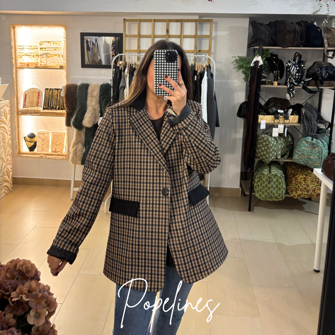 Chaqueta cuadros marrones