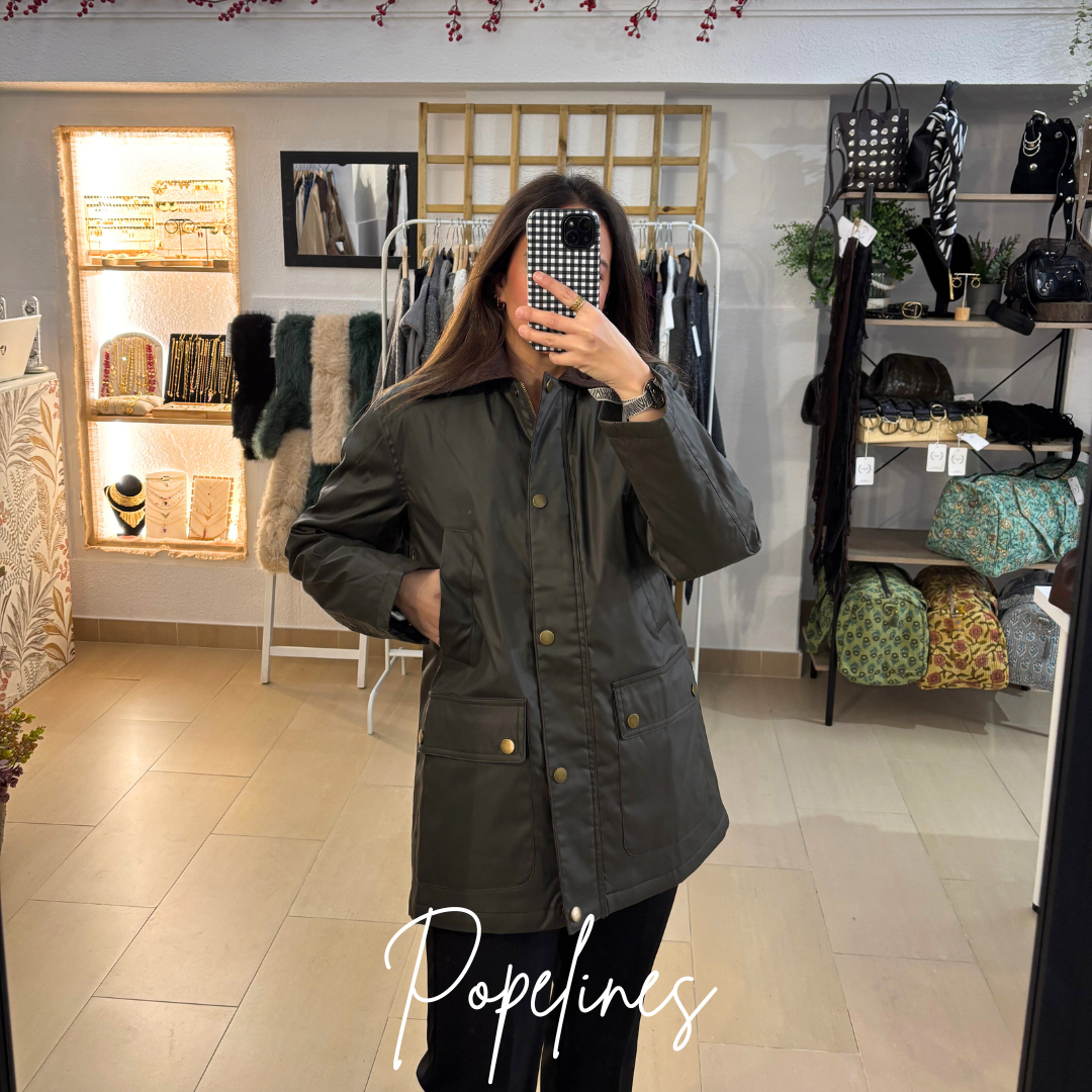 Chaqueta encerada larga