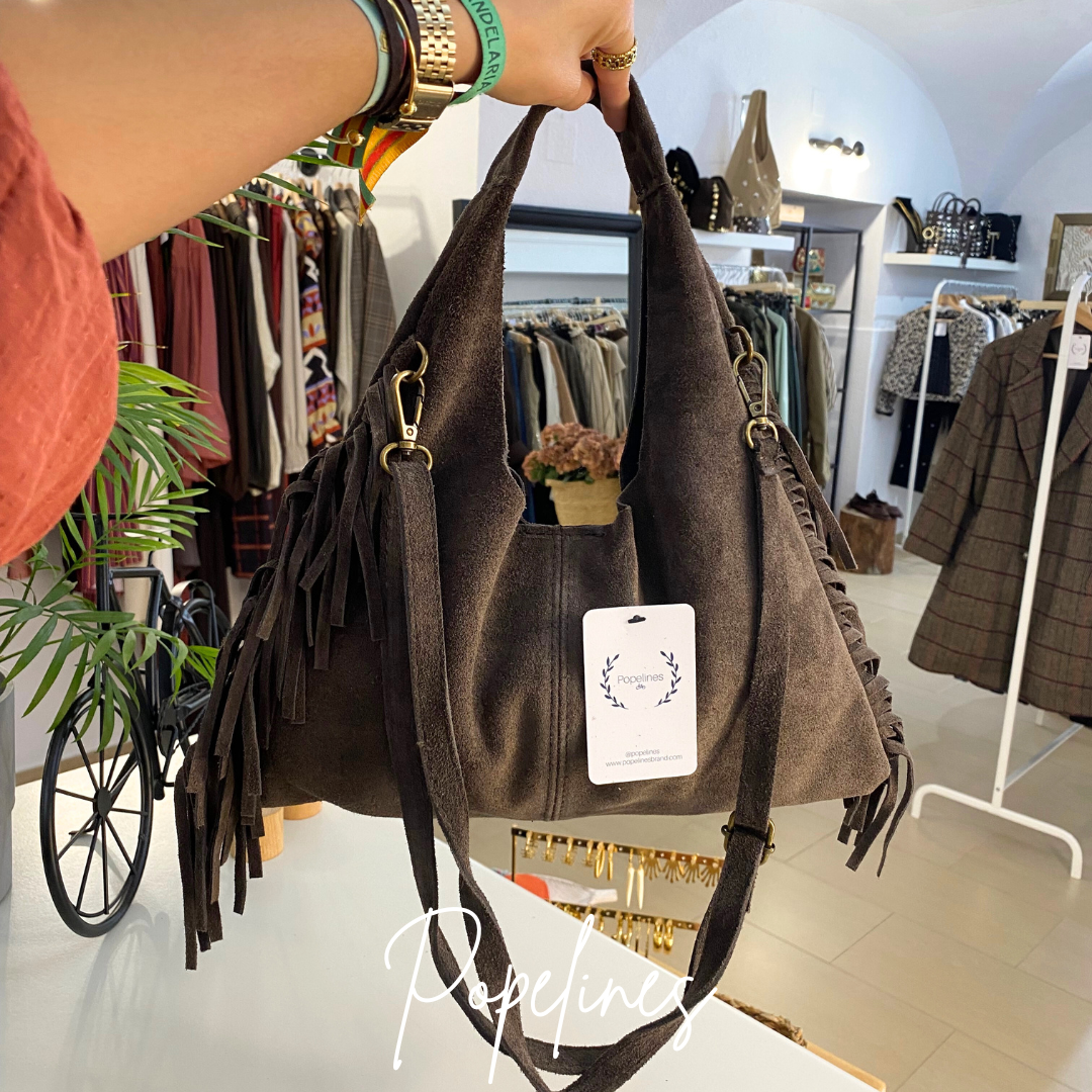 Bolso saco pequeño flecos chocolate