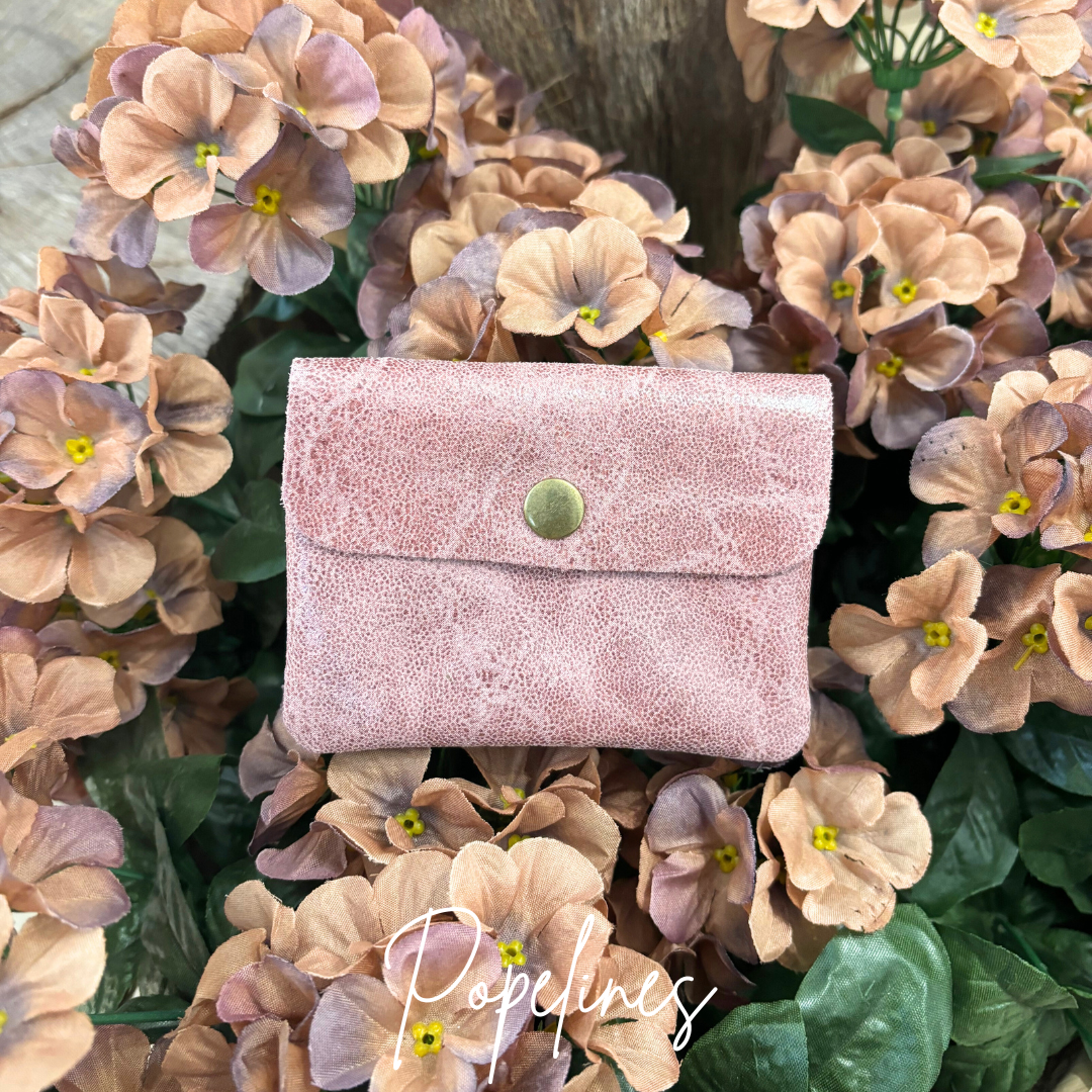 Monedero piel rosa A10.