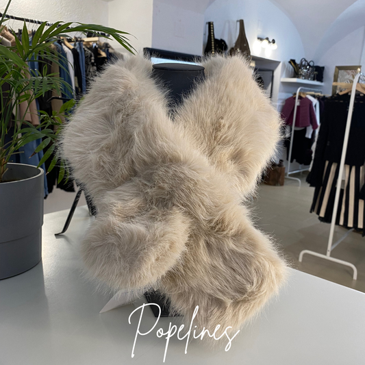 Cuello de pelo beige