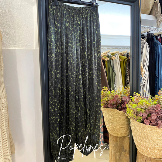 Pantalón bombacho Core verde