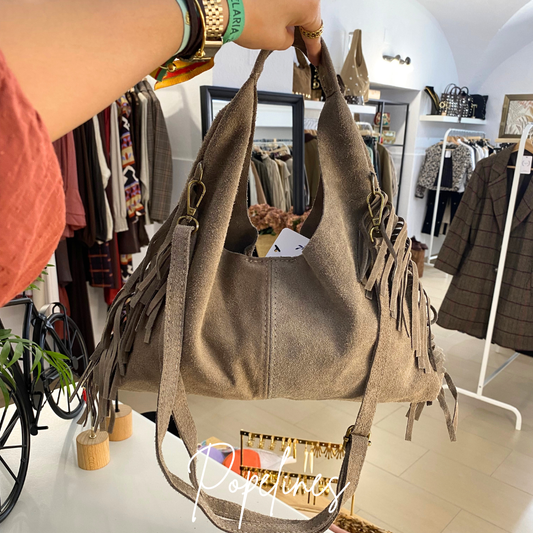 Bolso saco pequeño flecos camel