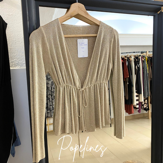 Top brillo camel dorado