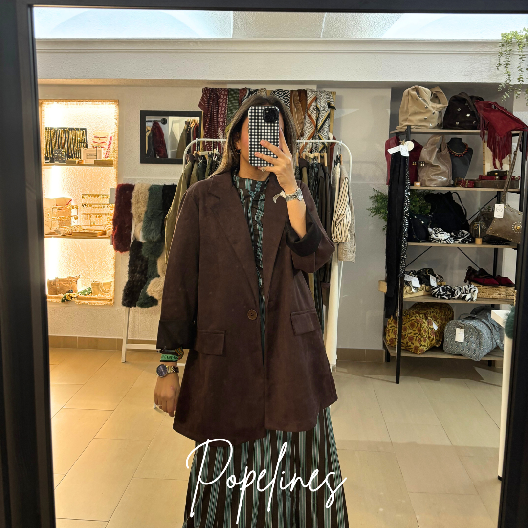 Chaqueta ante chocolate