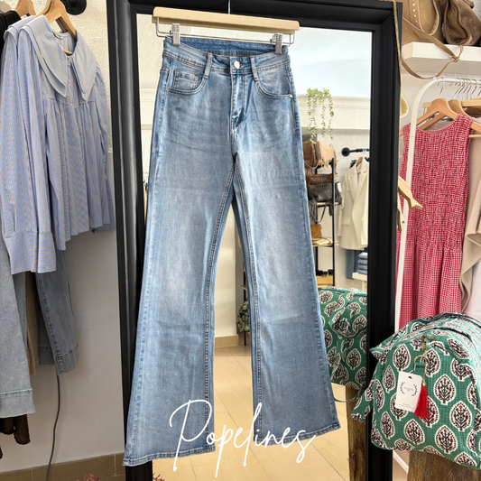 Vaquero Paula acampanado 879.