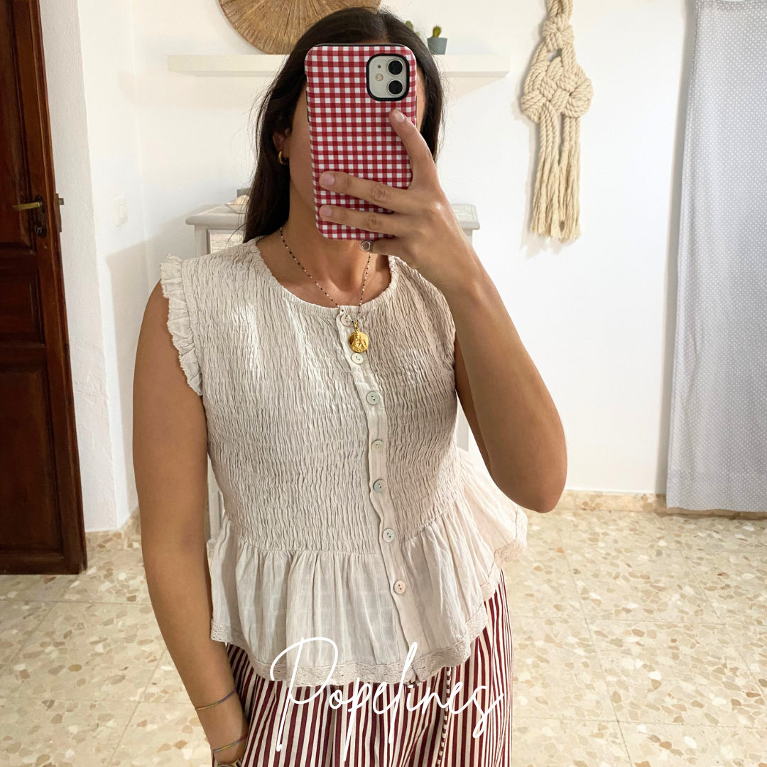 Blusa bajo puntilla hueso