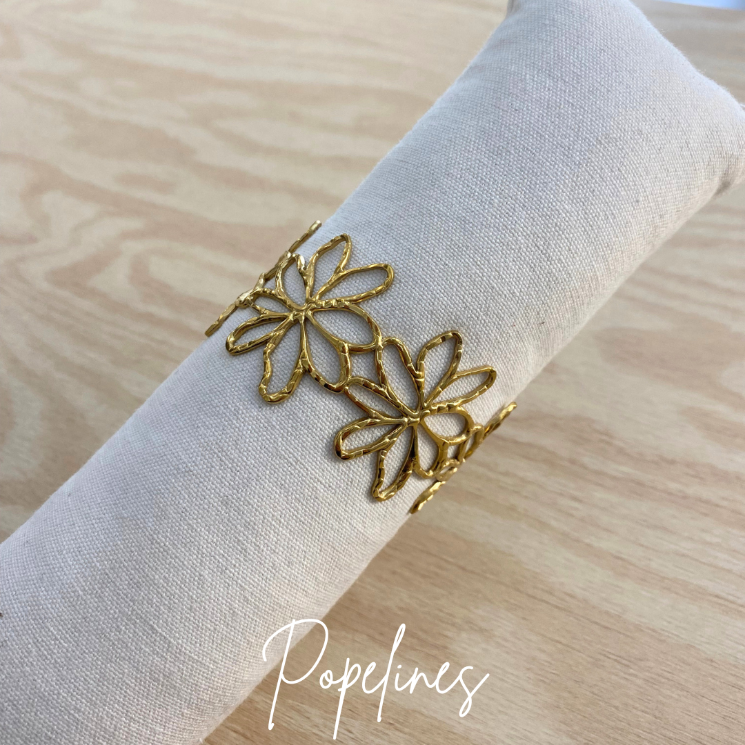 Brazalete relieve flor
