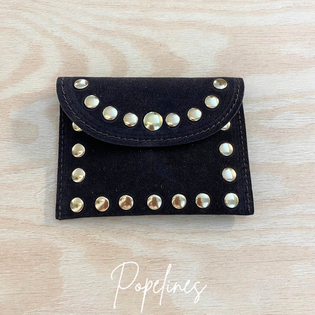 Cartera tachuela chocolate