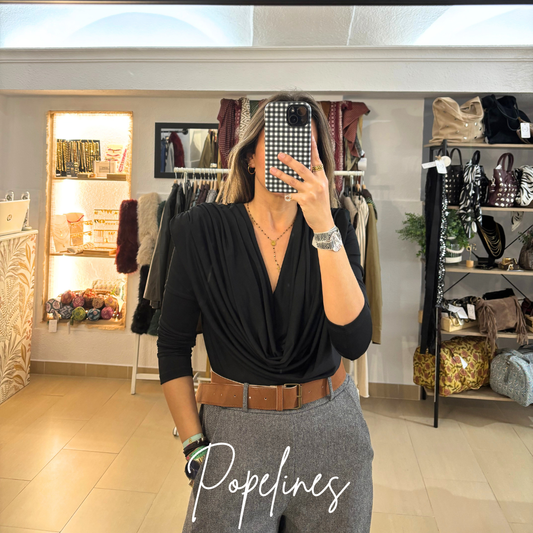 Top hombreras cuello drapeado negro