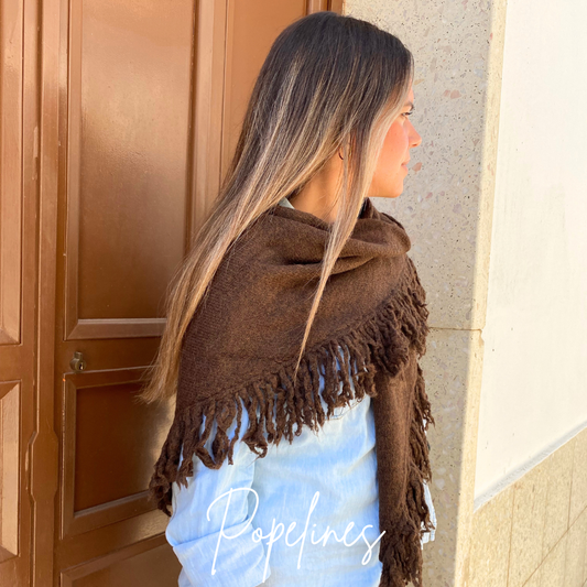 Capa de lana chocolate