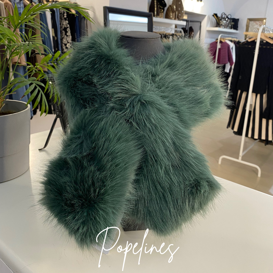 Cuello pelo verde
