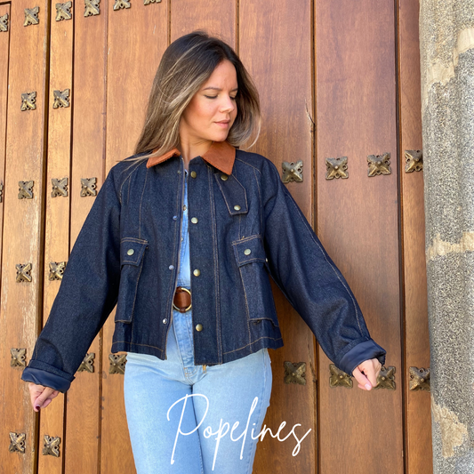 Chaqueta vaquera detalle cuello