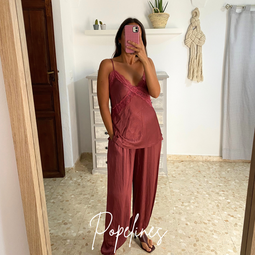 Pantalón bombacho satinado vino