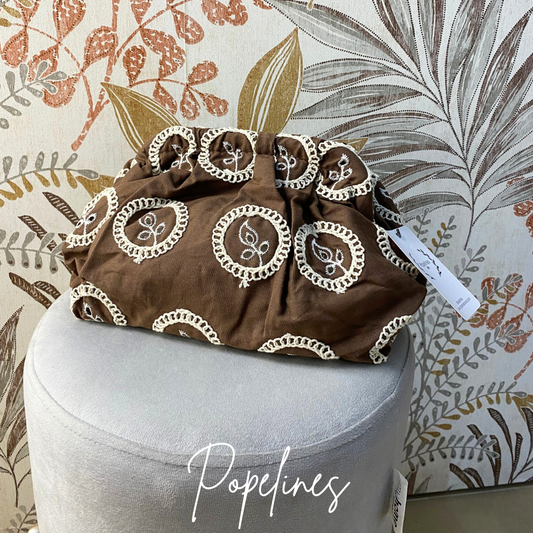 Bolso bordado flores chocolate