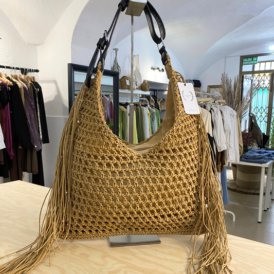 Bolso flecos camel