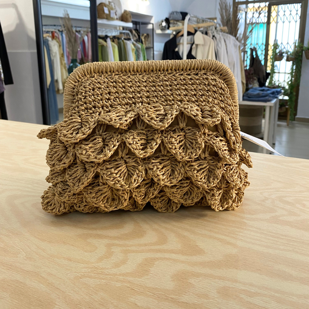 Bolso rafia conchas camel