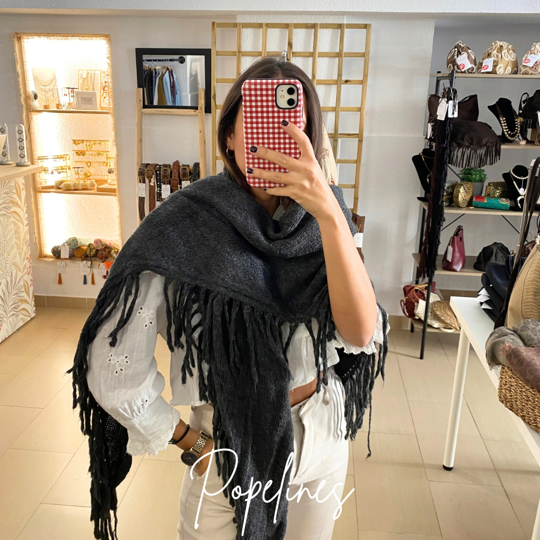 Capa flecos gris oscura