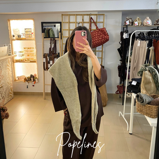 Capa pequeña beige