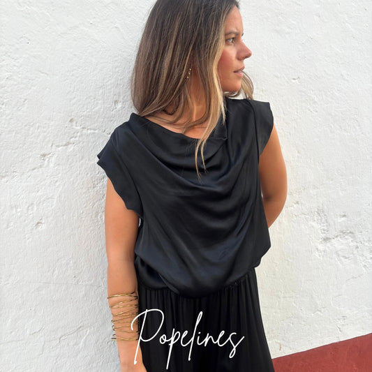 Blusa satinada negra