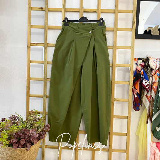 Pantalón cruzado verde